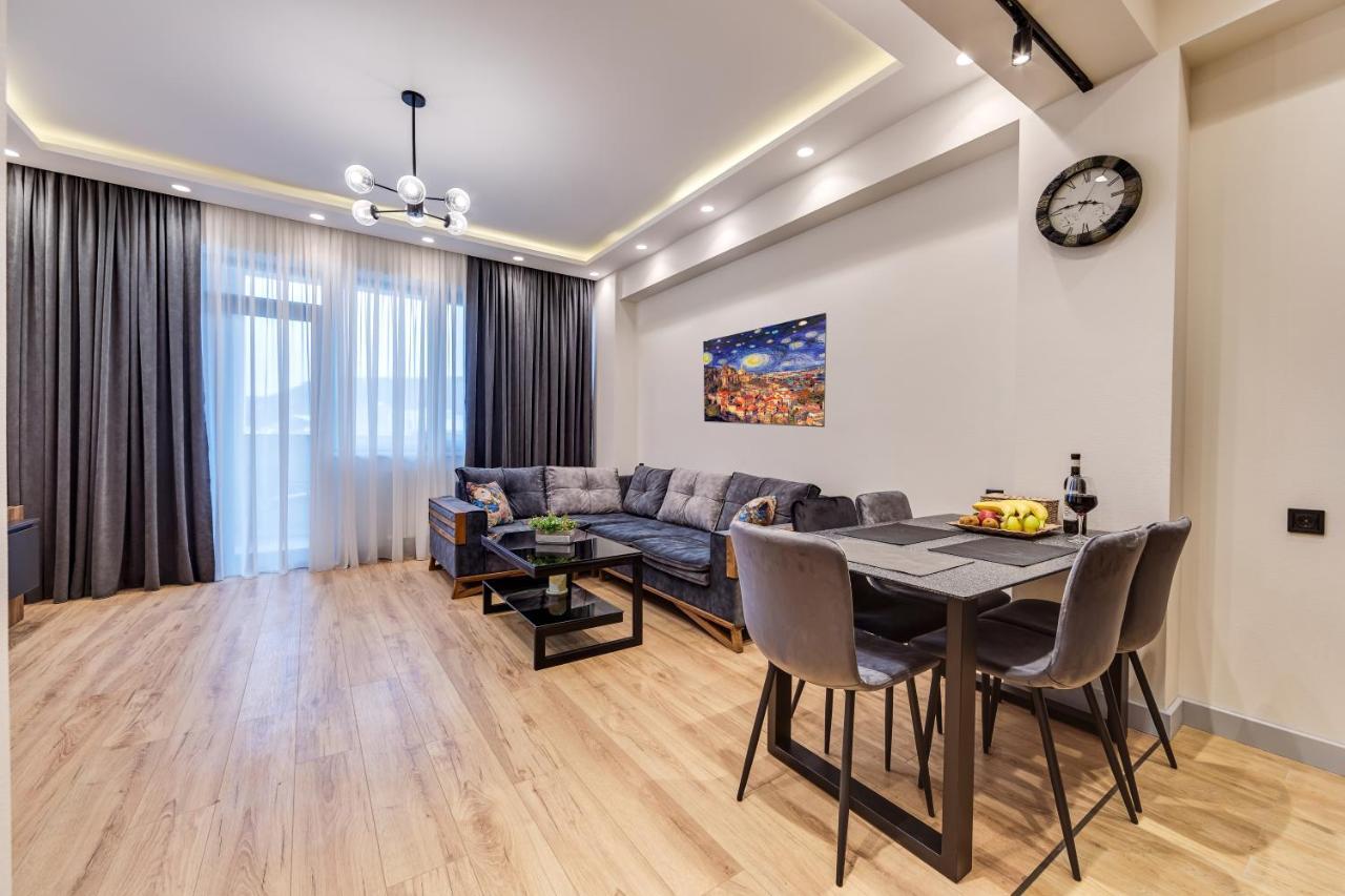 טביליסי 2Br Luxury Apartment Globe מראה חיצוני תמונה